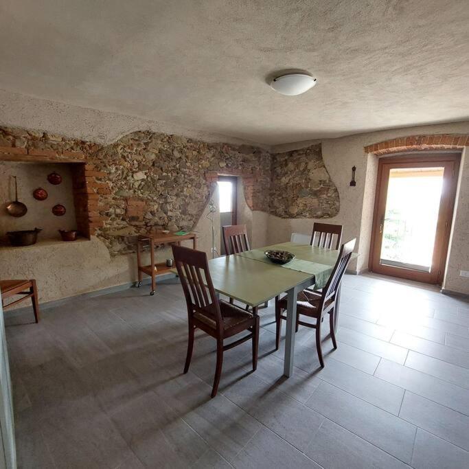 Appartement Istanti - Menta à Costigliole Saluzzo Extérieur photo
