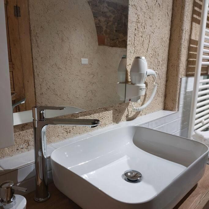 Appartement Istanti - Menta à Costigliole Saluzzo Extérieur photo
